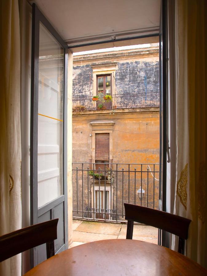 Dimora Pacini Catânia Exterior foto